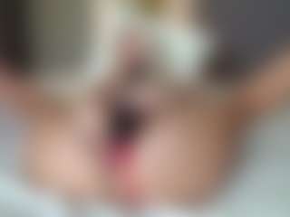 missjuliaa's Live Sex Cam Show
