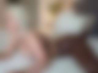 missjuliaa's Live Sex Cam Show