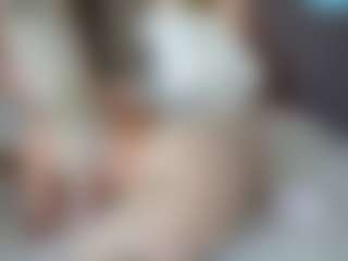 missjuliaa's Live Sex Cam Show