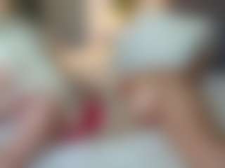 missjuliaa's Live Sex Cam Show