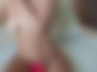missjuliaa's Live Sex Cam Show