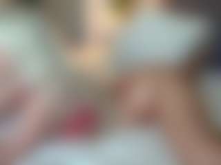 missjuliaa's Live Sex Cam Show