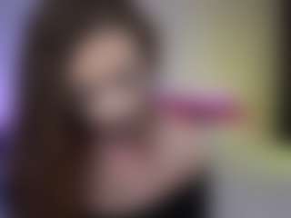 Live cam show with Tiffany - Bedroom on thefappeningchat.com
