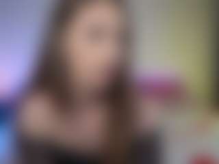 Live cam show with Tiffany - Thin on Camming Site