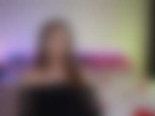 Tiffany MILF webcam performer live streaming