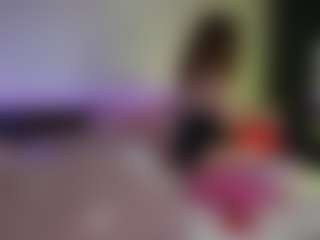 Live cam show with Tiffany - Small Tits Brown Hair on SxyPornLive