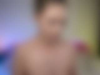 Tiffany MILF webcam performer live streaming