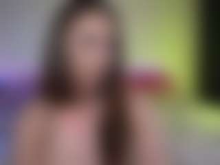 Live cam show with Tiffany - Petite on CamClone