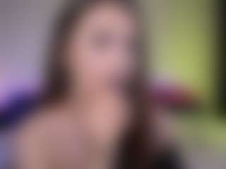 Live cam show with Tiffany - Brown Hair on Camsoda
