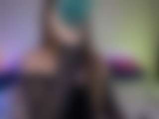 Live cam show with Tiffany - Striptease MILF on xDating