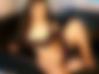 Desire Rodriguez's Live Sex Cam Show