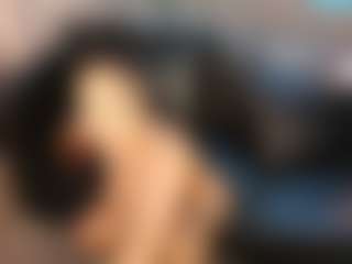 Desire Rodriguez's Live Sex Cam Show