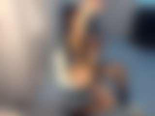 Desire Rodriguez's Live Sex Cam Show