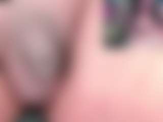 Live cam show with Tyffanny-Evans - Spank on wildcum.com