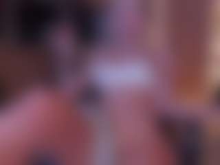 Live cam show with nikollmonroy - Spank on TottyGirls
