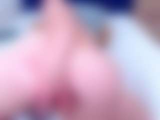 Live cam show with Ella - Athletic Middle Aged on justonemore.cc