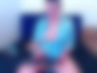 Live cam show with Ella - Spy Mature on Big Tits