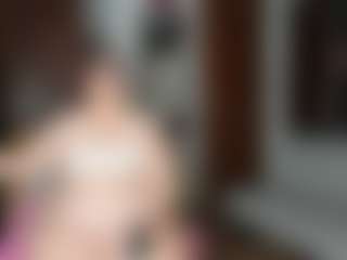Kristen Hill MILF webcam performer live streaming