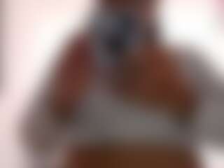 Isa's Live Sex Cam Show