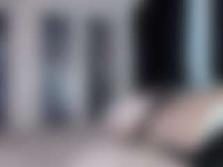 Live cam show with MARGO MAC - Smoke on CamwithHer