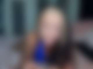 Live cam show with MARGO MAC - Smoke on milfzrlive.com