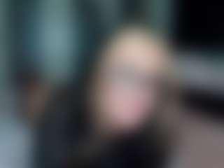 Live cam show with MARGO MAC - Smoke on Gym Cam Girls