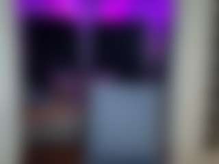Live cam show with MARGO MAC - Smoke on fapnchat
