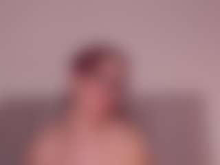 Live cam show with carolhorny - Petite MILF on Camsoda.co
