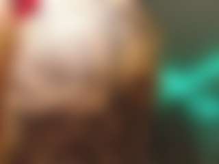 Live cam show with pamelaevanns - Public on Soda Cam