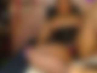 pamelaevanns's Live Sex Cam Show