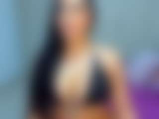 MIA's Live Sex Cam Show