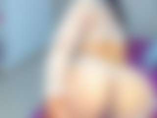 MIA's Live Sex Cam Show
