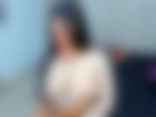 MIA's Live Sex Cam Show