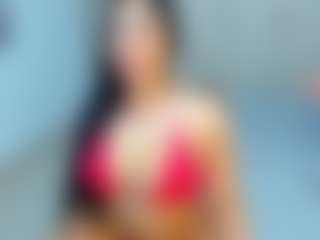 Live cam show with MIA - Lick on Camsoda