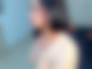 MIA's Live Sex Cam Show