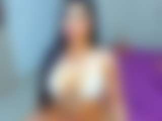 MIA's Live Sex Cam Show