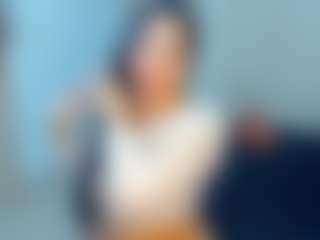 MIA's Live Sex Cam Show