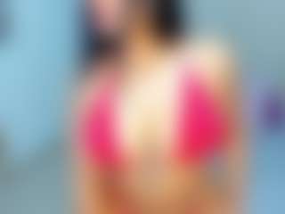 MIA's Live Sex Cam Show