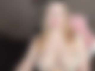 annabigass's Live Sex Cam Show