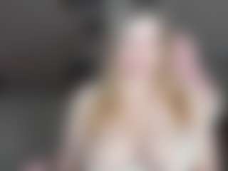 Live cam show with annabigass - Red Hair on Camsoda Late Night