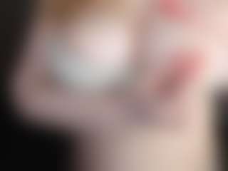 Live cam show with annabigass - Chubby on Lustler