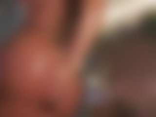 Live cam show with Annie Connors - Shaved Pussy Brown Hair on sexylivex.com