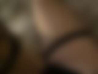 SarahElizabeth's Live Sex Cam Show