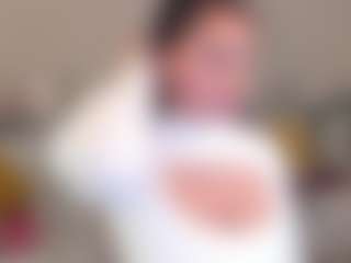 Live cam show with Sarah - Messy on camwithhim.com