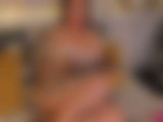 Sarah's Live Sex Cam Show