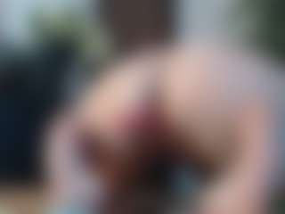 Squirtmania's Live Sex Cam Show