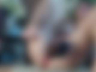 Live cam show with Squirtmania - Kitchen on Camsoda