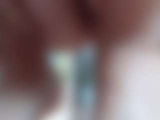 Live cam show with Squirtmania - Kitchen on CamwithHer