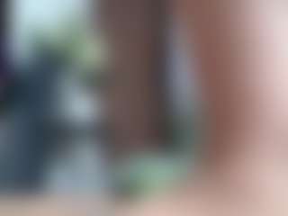 Live cam show with Squirtmania - Outside on Camsoda