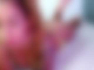 Live cam show with carolinne - Control on madthumbs